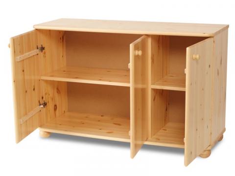 Claudia 3 ajtós komód Claudia 3 ajtós komód, Kategória:Fenyő komódok és éjjeliszekrények, Szélesség:45cm Hosszúság:120cm Magasság:77cm