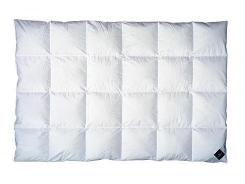 Orange Label MÁRTON 135*200 pehely és toll töltetű paplan, Kategória:Paplanok, Szélesség:135cm Hosszúság:200cm Magasság:cm