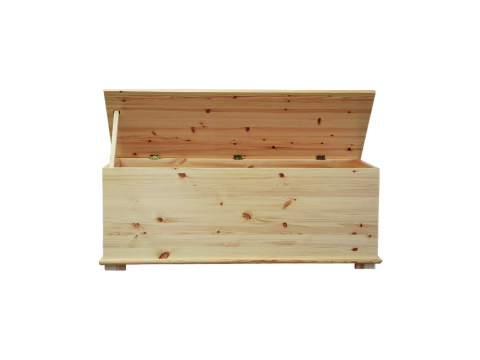 Claudia ágyneműtartó láda Claudia ágyneműtartó láda, Kategória:Egyéb bútorok, Szélesség:123cm Hosszúság:42cm Magasság:48cm